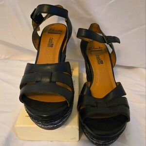 Clarks Zia Noble Wedge Heels Sandals Women Size 6 Black Ankle Strap Adjustable